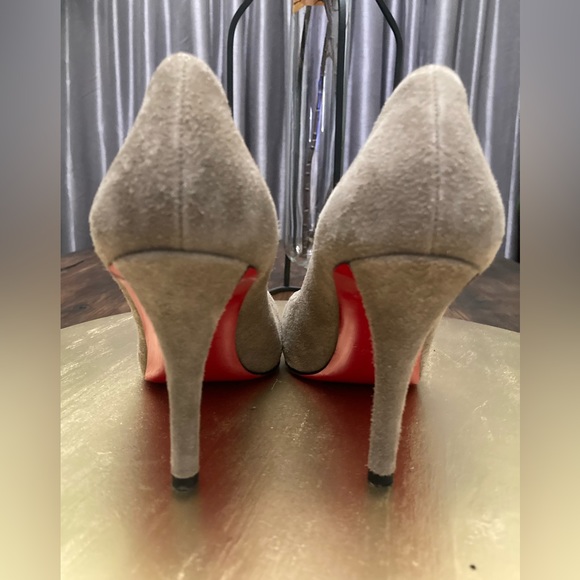 CHRISTIAN LOUBOUTINS ♥️ SUEDE KHAKI RED BOTTOMS. Size 37. Price firm. - Picture 3 of 6
